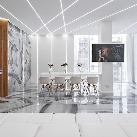Royal Apartment Одесса Экстерьер фото