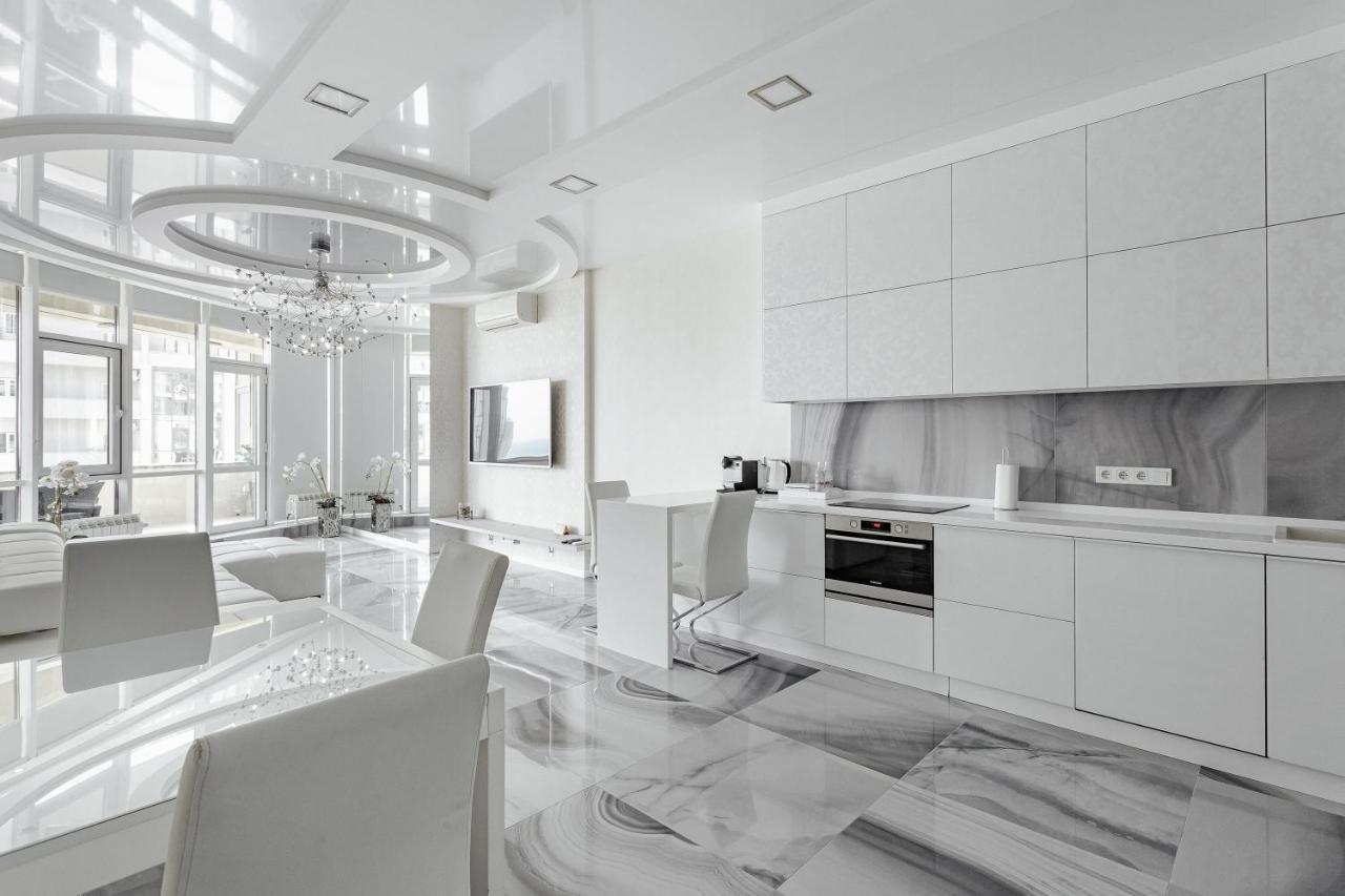Royal Apartment Одесса Экстерьер фото