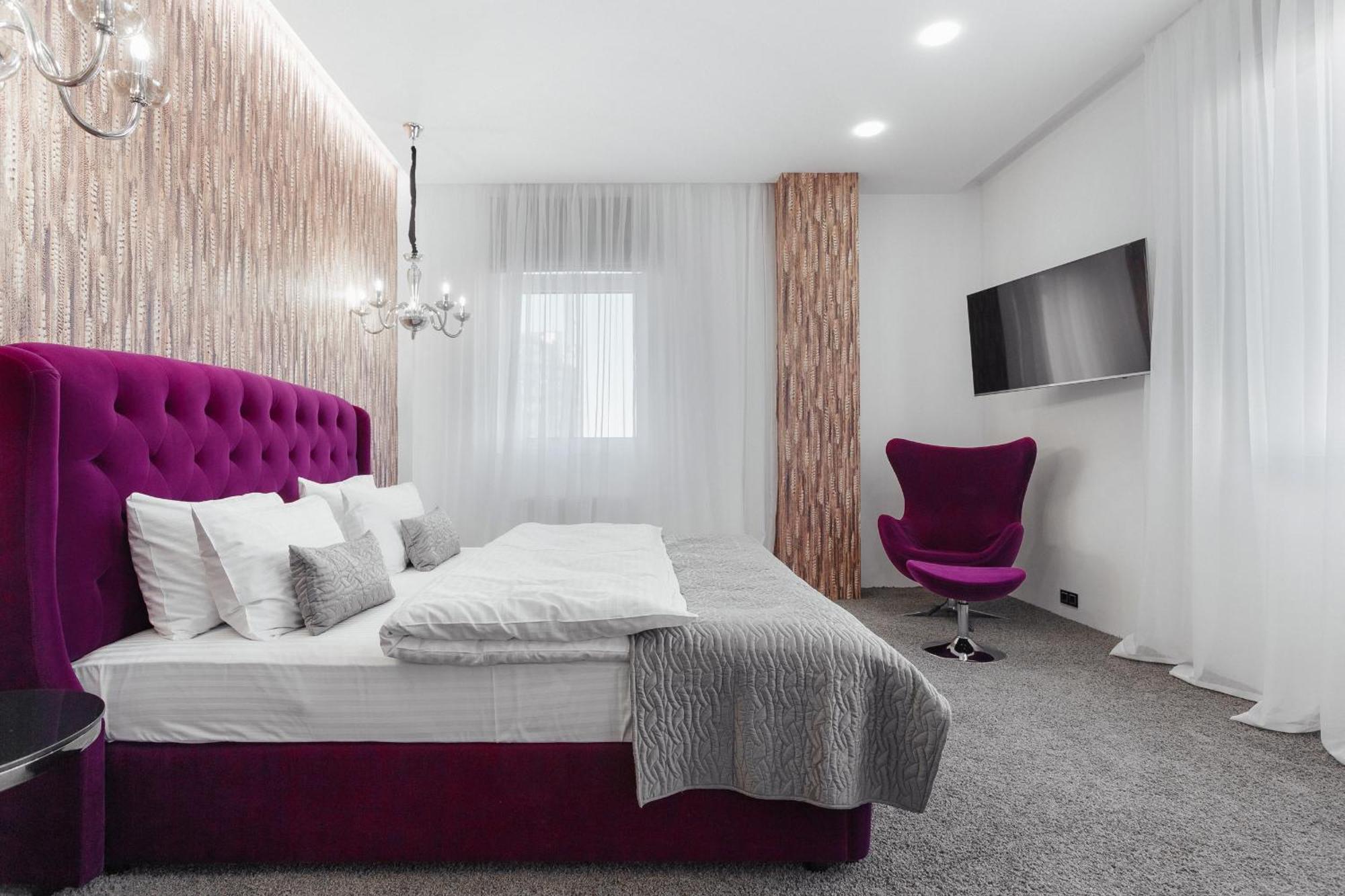 Royal Apartment Одесса Экстерьер фото