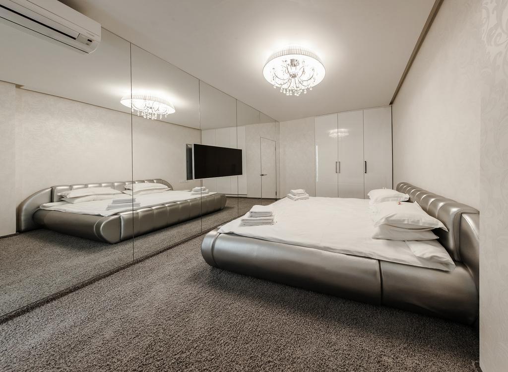 Royal Apartment Одесса Экстерьер фото